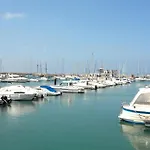 Vila Adais